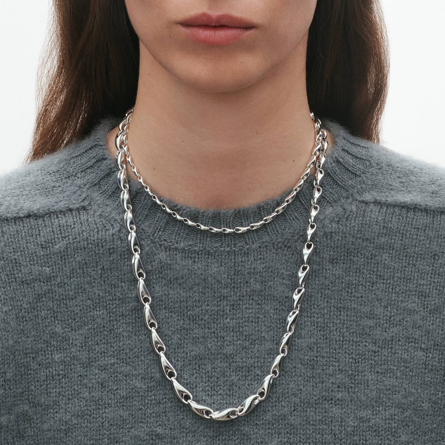DETAIL243794